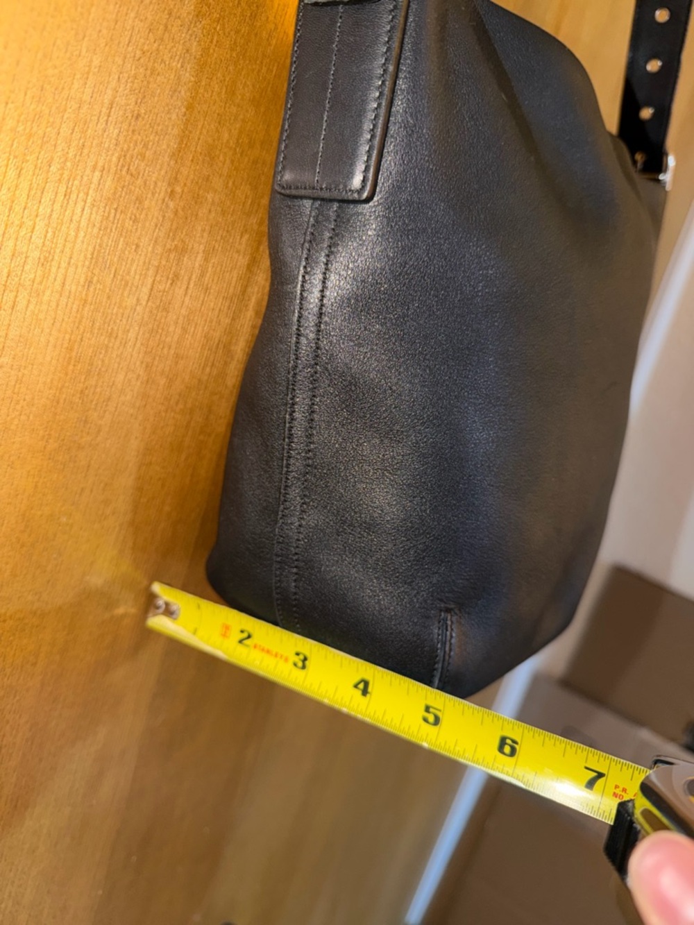 Coach Black Leather Bucket Bag Adjustable Strap Shoulder Hobo - Style 9186 - Picture 5 of 15